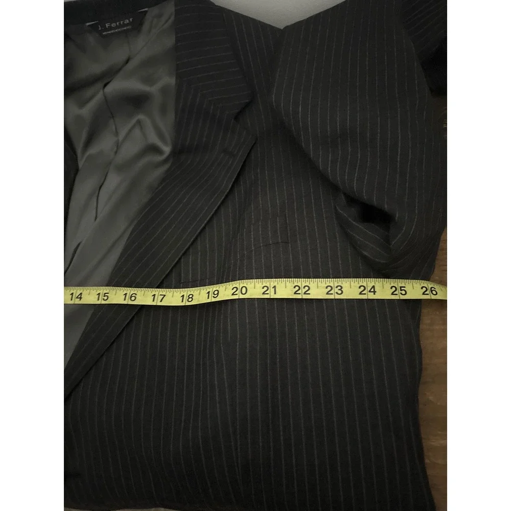 J. Ferrar Mens 2 Piece Suit 48R Black Pinstripe 100% Wool Blazer Trousers Set
